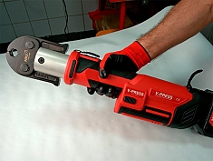 Применение пресс-клещей Voll SV 18